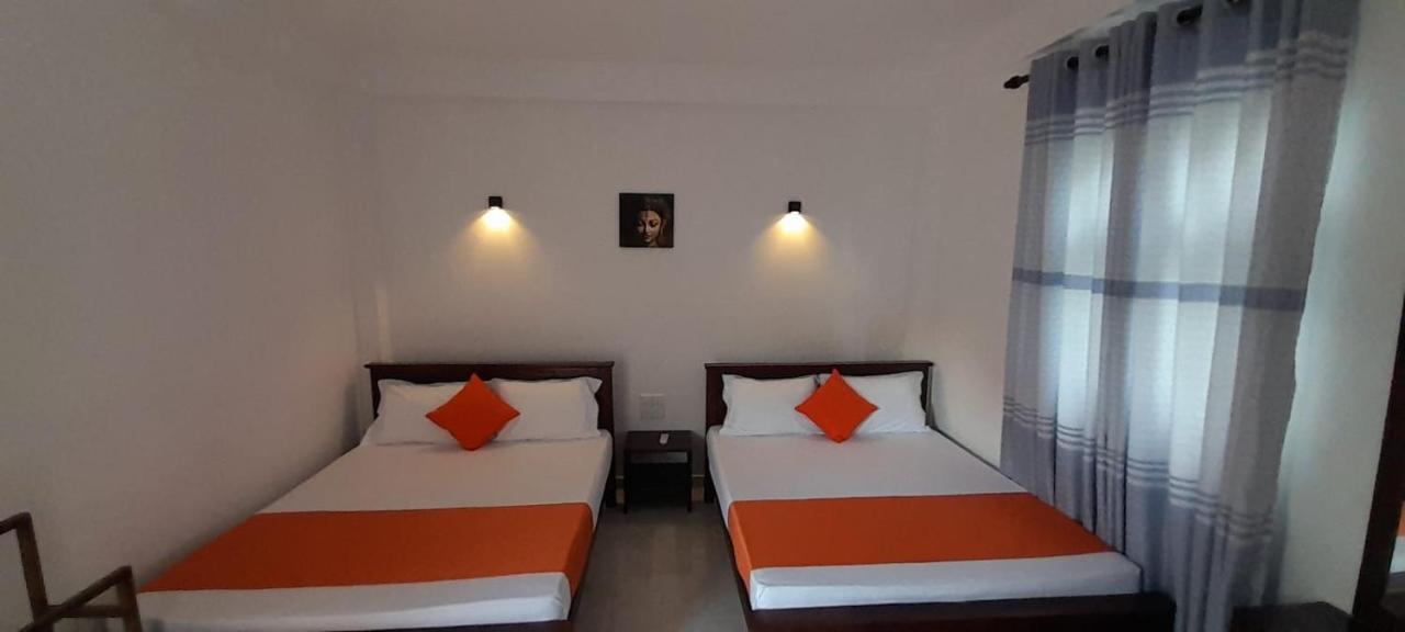 Lake Edge Resort Anuradhapura Exterior photo